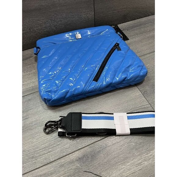 Think Royin Quilted Medium Crossbody - Westwood HamptonBluePtnt Bag - Picture 4 of 7